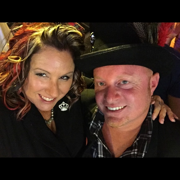 Meet your Posher, Enid - Picture 2 of 4